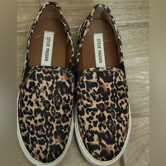 Steve Madden cheetah print Symba slip on tennis shoes size 8.5 - Picture 12 of 13